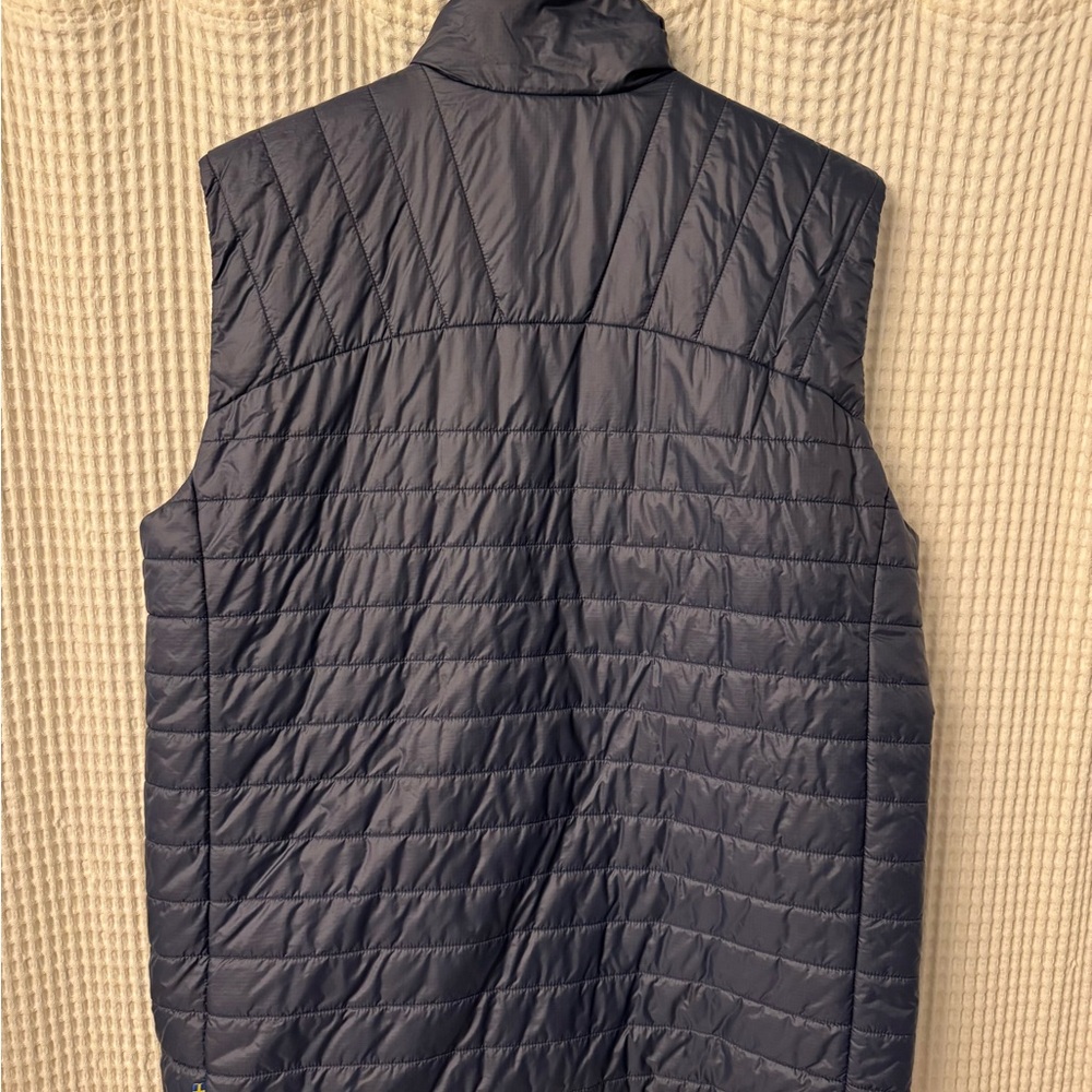 Men's Fjallraven Expedition Series X-Latt Insulated Navy Vest XL - Picture 2 of 4